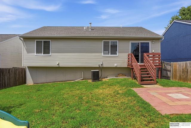 19373 U Street, Omaha, NE 68135