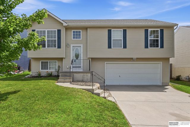 19373 U Street, Omaha, NE 68135