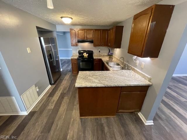 892 Garrow RD, Newport News, VA 23608