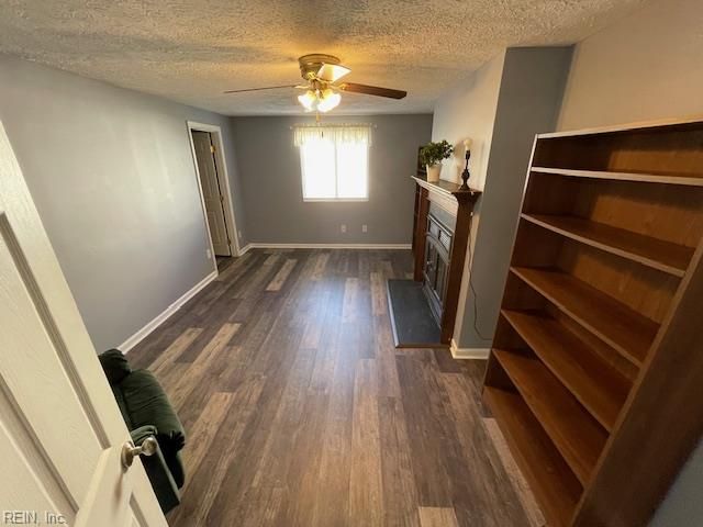 892 Garrow RD, Newport News, VA 23608