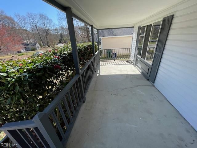 892 Garrow RD, Newport News, VA 23608