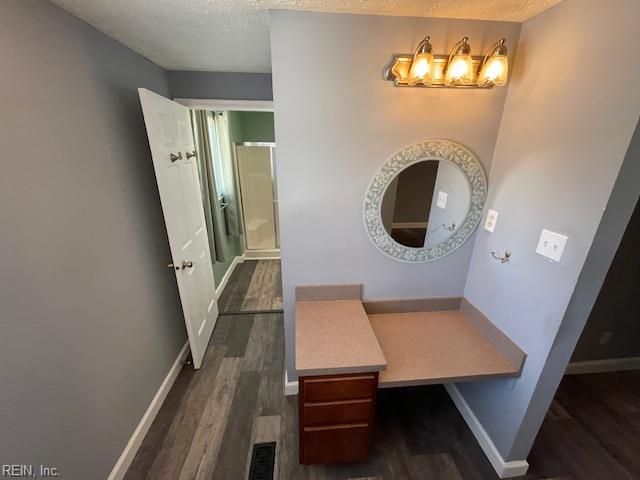 892 Garrow RD, Newport News, VA 23608