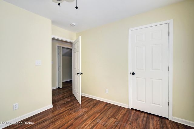 4202 Fordson Way, Louisville, KY 40211