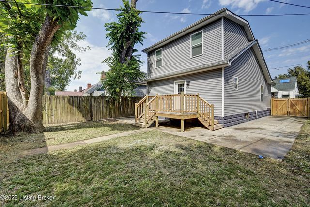 4202 Fordson Way, Louisville, KY 40211