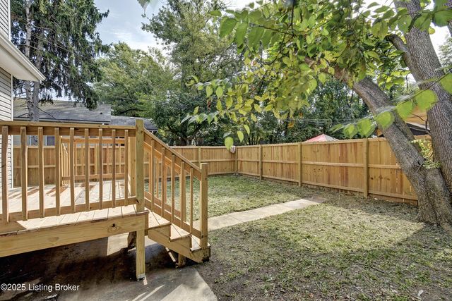 4202 Fordson Way, Louisville, KY 40211