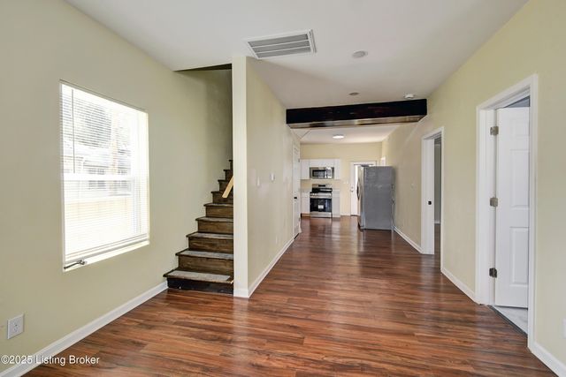 4202 Fordson Way, Louisville, KY 40211