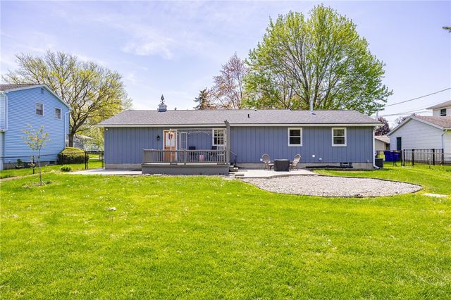 82 Doerun Drive, Greece, NY 14626