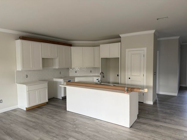 144 Winding Creek Drive, Georgetown, KY 40324