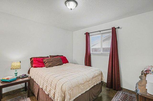 2421 Parkwood Drive, Grand Prairie, TX 75050