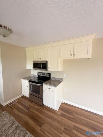 315 Monroe Nunley Road, Hazel Green, AL 35750