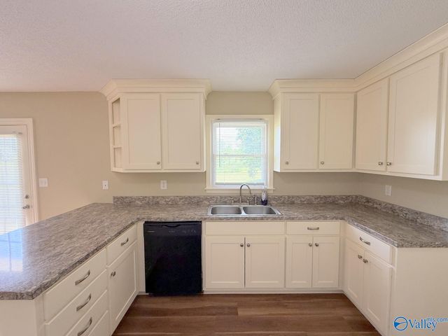 315 Monroe Nunley Road, Hazel Green, AL 35750