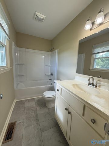 315 Monroe Nunley Road, Hazel Green, AL 35750