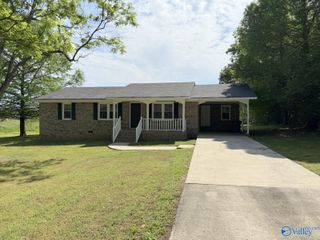 315 Monroe Nunley Road, Hazel Green, AL 35750