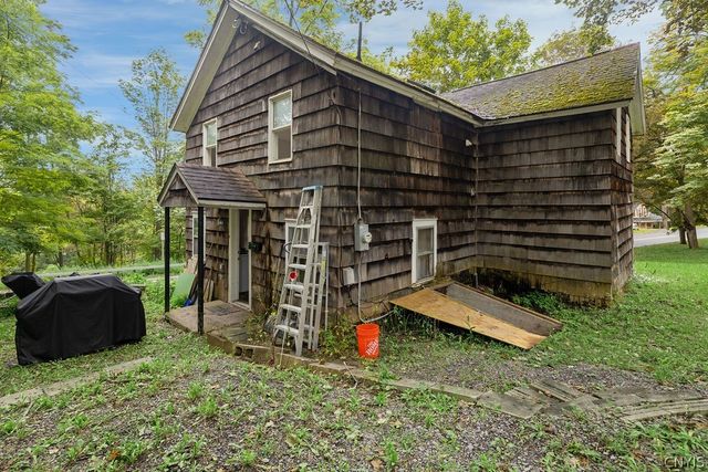 72 Farnham Street, Cazenovia, NY 13035