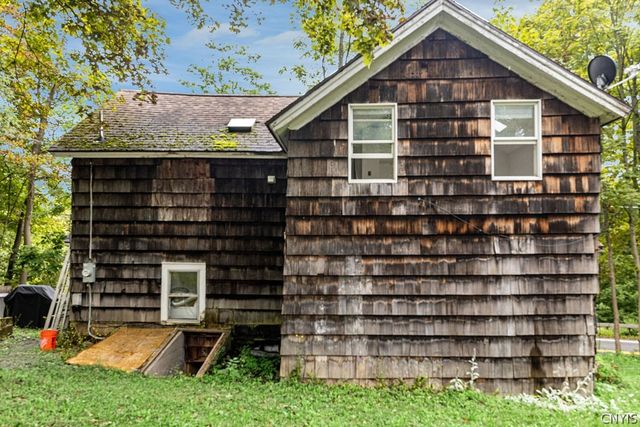 72 Farnham Street, Cazenovia, NY 13035