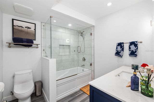 1567 DELAWARE AVENUE NE, St Petersburg, FL 33703