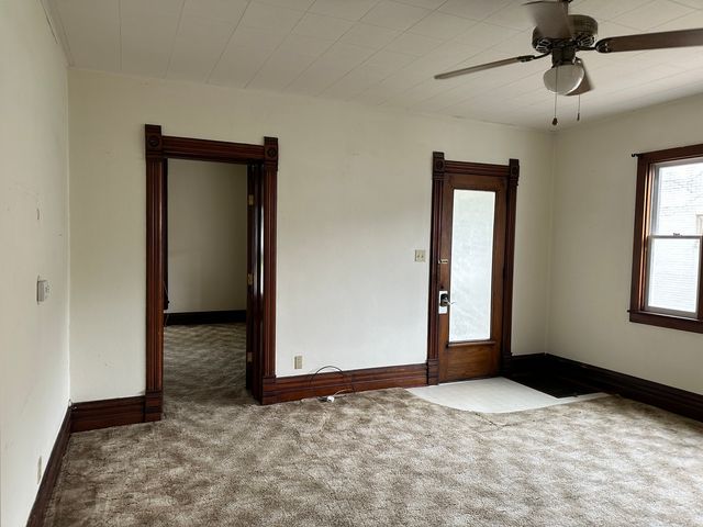 408 N West Avenue, Freeport, IL 61032