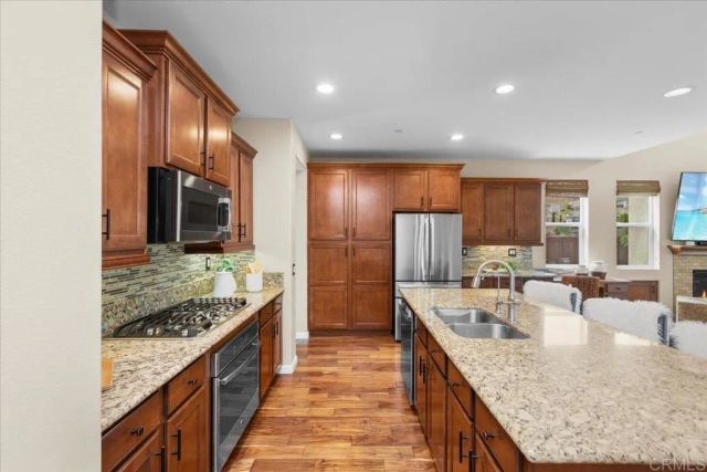 1102 Vega Way, San Marcos, CA 92078