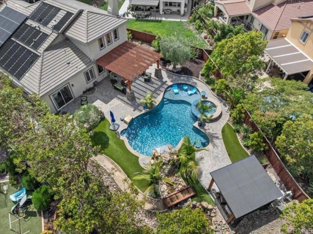 1102 Vega Way, San Marcos, CA 92078