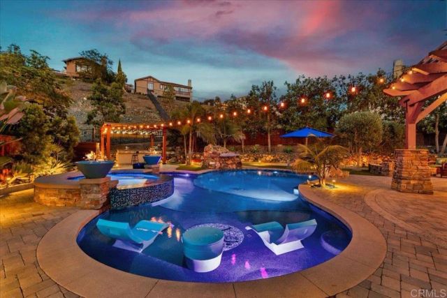 1102 Vega Way, San Marcos, CA 92078