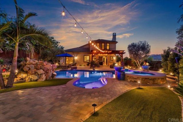 1102 Vega Way, San Marcos, CA 92078