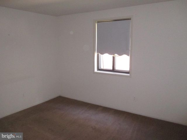 19601 SPARR SPRING RD, Gaithersburg, MD 20886