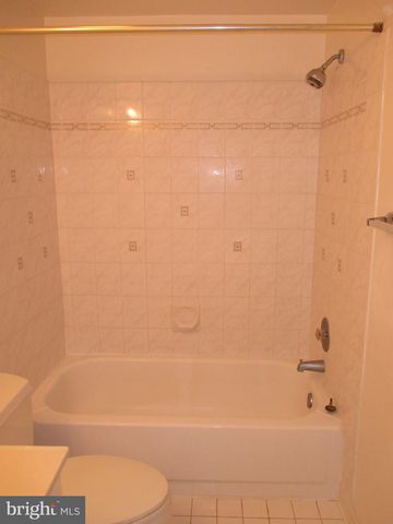 19601 SPARR SPRING RD, Gaithersburg, MD 20886