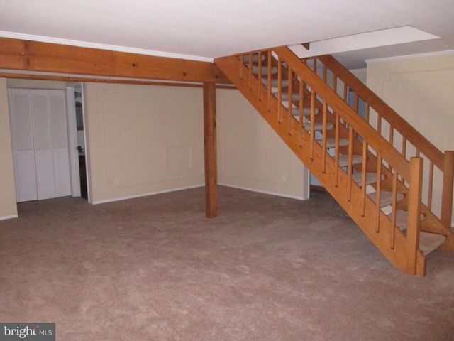 19601 SPARR SPRING RD, Gaithersburg, MD 20886