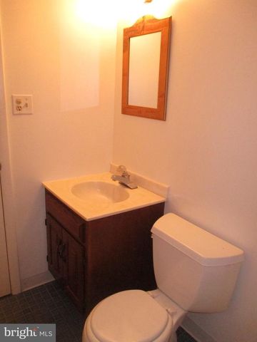 19601 SPARR SPRING RD, Gaithersburg, MD 20886