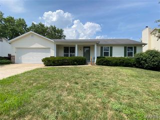 747 Estes Park Drive, St Peters, MO 63376
