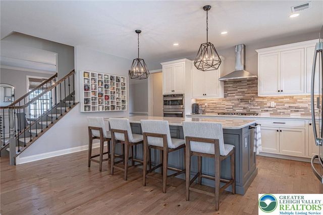 4475 Stonebridge Drive, Upper Saucon Twp, PA 18015