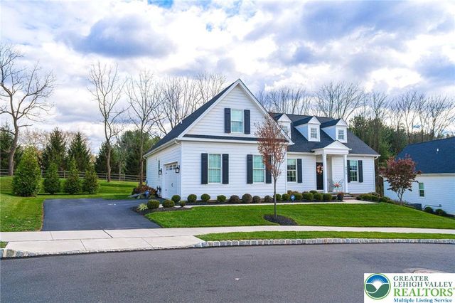 4475 Stonebridge Drive, Upper Saucon Twp, PA 18015