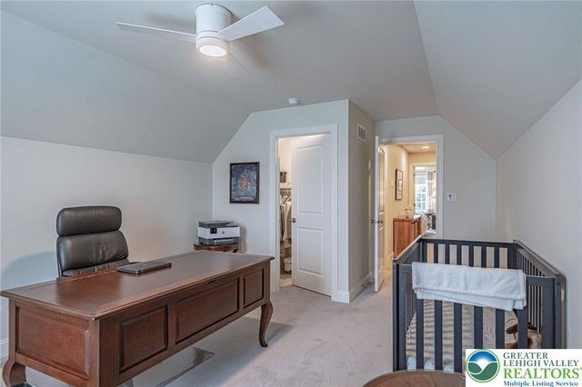 4475 Stonebridge Drive, Upper Saucon Twp, PA 18015