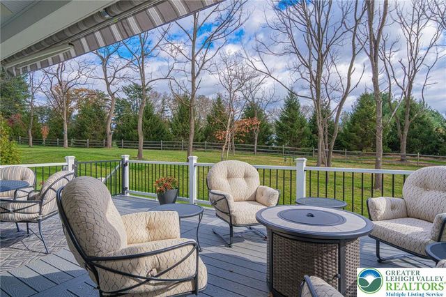 4475 Stonebridge Drive, Upper Saucon Twp, PA 18015