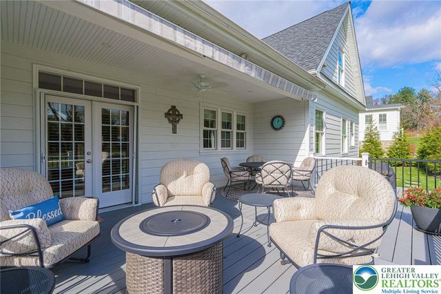 4475 Stonebridge Drive, Upper Saucon Twp, PA 18015