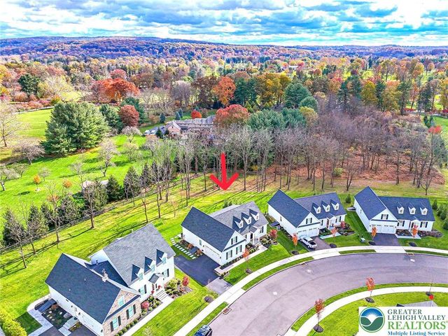 4475 Stonebridge Drive, Upper Saucon Twp, PA 18015