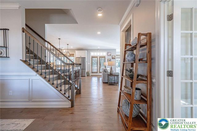 4475 Stonebridge Drive, Upper Saucon Twp, PA 18015