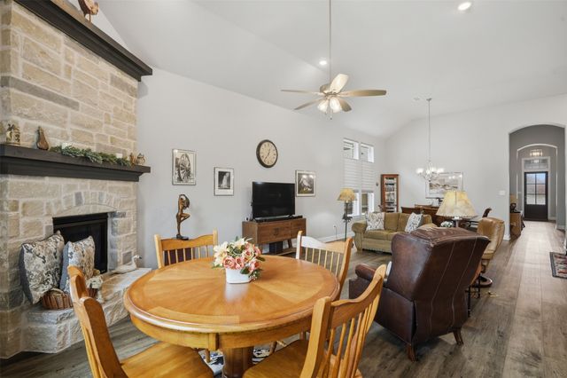 4109 Hawthorn Drive, Aubrey, TX 76227