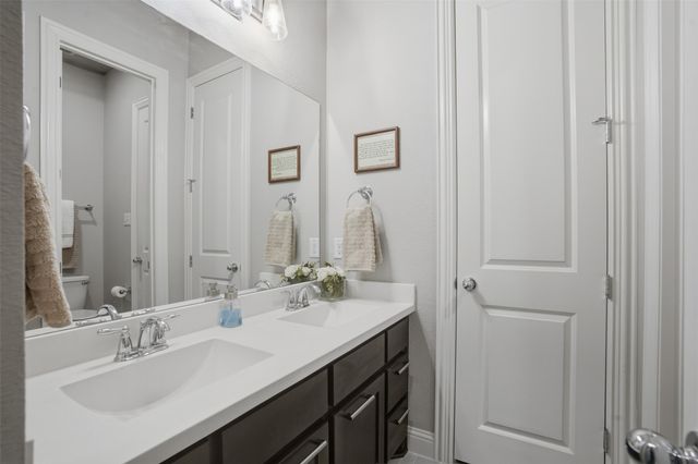 4109 Hawthorn Drive, Aubrey, TX 76227