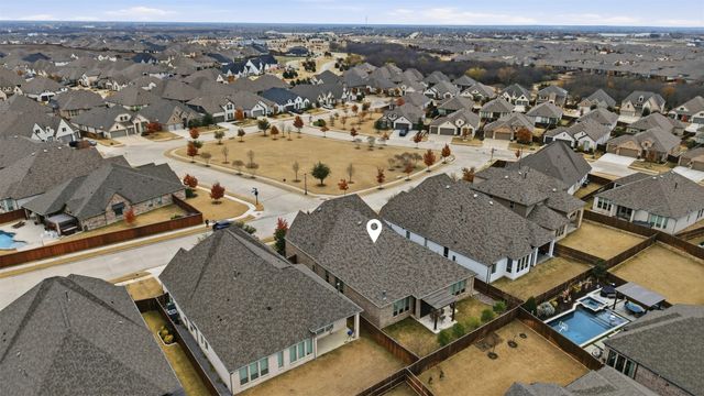 4109 Hawthorn Drive, Aubrey, TX 76227