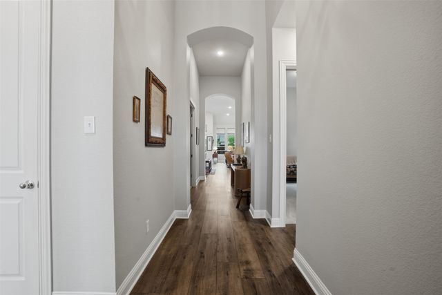 4109 Hawthorn Drive, Aubrey, TX 76227