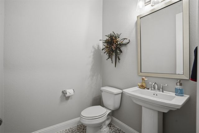 4109 Hawthorn Drive, Aubrey, TX 76227