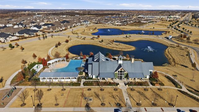 4109 Hawthorn Drive, Aubrey, TX 76227