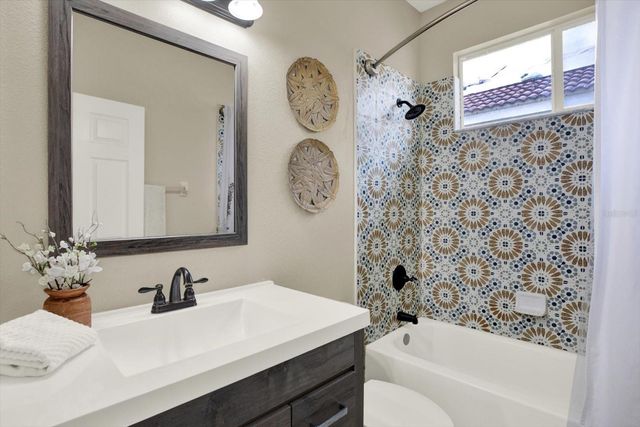 18019 JAVA ISLE DRIVE, Tampa, FL 33647