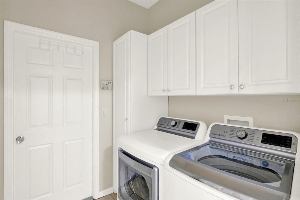 Image 40 of property listing at 18019 JAVA ISLE DRIVE, Tampa, FL 33647
