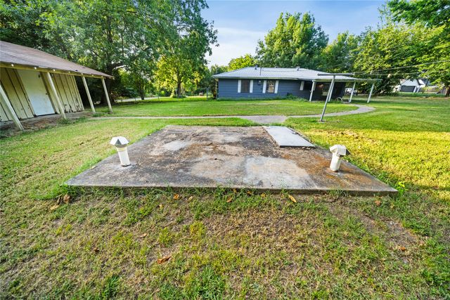 720 E Marshall Avenue, Cooper, TX 75432