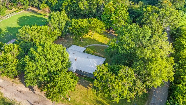 720 E Marshall Avenue, Cooper, TX 75432