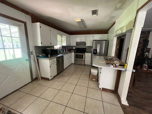 720 E Marshall Avenue, Cooper, TX 75432