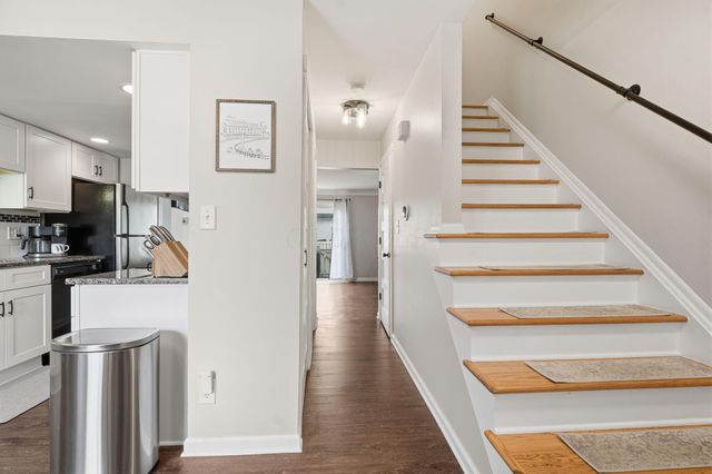 2574 Scioto View Lane, G, Columbus, OH 43221