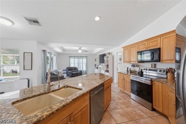 3418 Oasis BLVD, Cape Coral, FL 33914